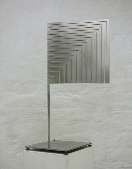 Martin Willing Quadratschnitt übereck, vertikal