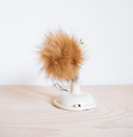 Pfeifer & Kreutzer Fur Pom-Pom on Fan (edition)