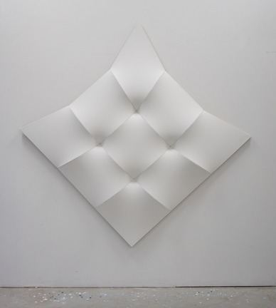 WHITE, Marc Angeli, Agostino Bonalumi, Leo Erb, Lucio Fontana, Bertrand Fournier, Alfonso Fratteggiani Bianchi, Angela Glajcar, Andreas Kocks, Aylin Langreuter, Via Lewandowsky, Tom Mosley, Rüdiger Preisler, Dirk Rathke, Kai Richter, Rolf Rose, Robert Ryman, Wolfgang Tillmans, Jan Maarten Voskuil, Tobias Wenzel, Peter Wüthrich